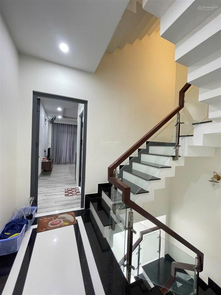 Chị bẩy bán nhà, 64m2, siêu hiếm chỉ 6,2 tỷ tại đường 4, phường bình tân, quận bình tân, hcm
