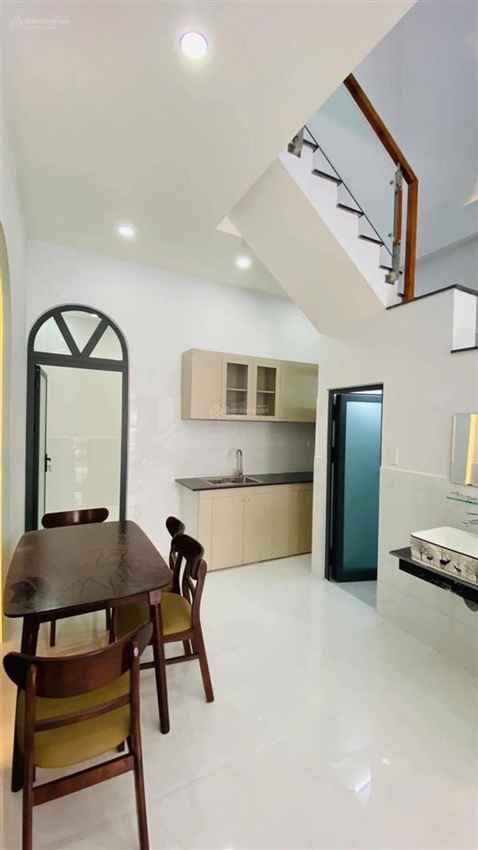 Chính chủ bán 52m2, 4,95 tỷ, đường số 4, bình hưng hòa a, quận bình tân, 3 phòng ngủ  còn tl
