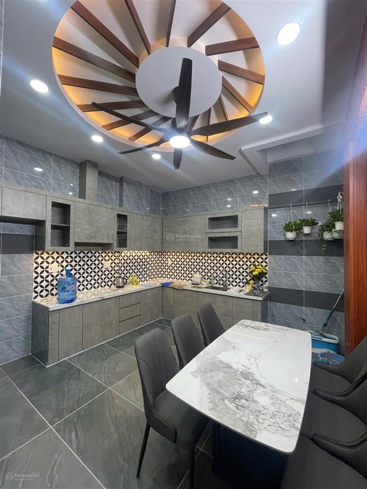 Kpl vip 4 tầng, 4pn 5wc, 56m, hiếm có tại số 3, gần aeon mail tân phú, 6,4 tỷ còn thương lượng