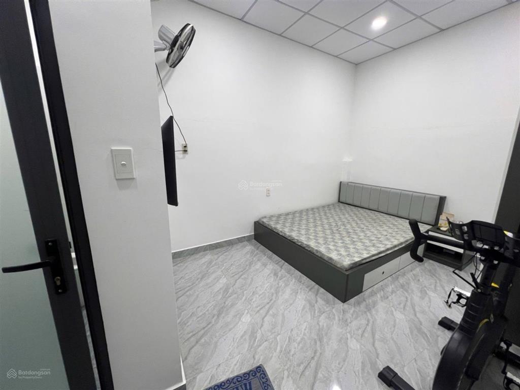 Bán nhà riêng tại hồ văn long, bình tân, 4,98 tỷ, 70m2, 4pn, 4wc, pháp lý đầy đủ! gần lê trọng tấn