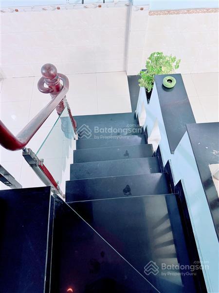 Bán nhà riêng tại hồ văn long, bình tân, 4,98 tỷ, 70m2, 4pn, 4wc, pháp lý đầy đủ! gần lê trọng tấn