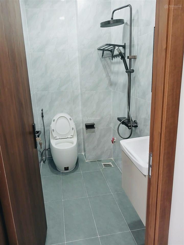 Hàng hiếm 5 tầng, hẻm 6m, bình hưng hòa b, bình tân, 5,98 tỷ, 64m2 gần công viên hồ trái tim,