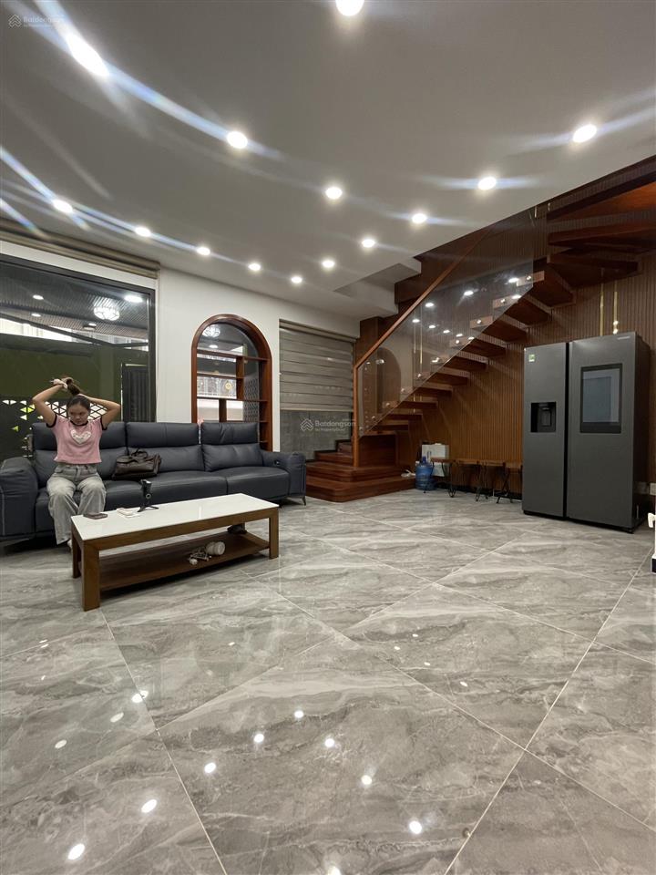 Bán biệt thự 8,5 tỷ, 96m2, 5pn, 6wc tại đường 1, bình hưng hòa b, bình tân, view đẹp