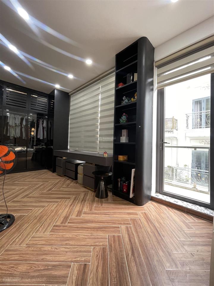 Bán biệt thự 8,5 tỷ, 96m2, 5pn, 6wc tại đường 1, bình hưng hòa b, bình tân, view đẹp