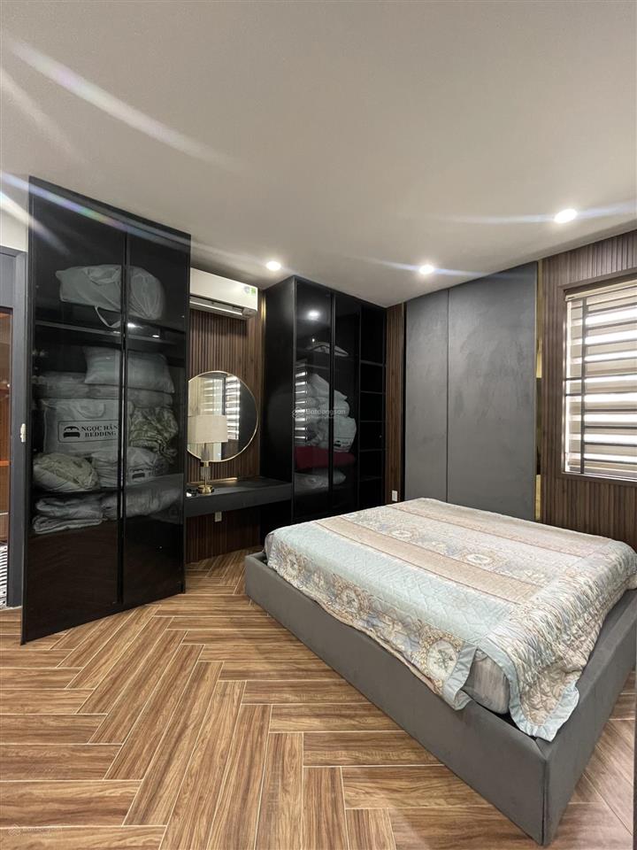 Bán biệt thự 8,5 tỷ, 96m2, 5pn, 6wc tại đường 1, bình hưng hòa b, bình tân, view đẹp