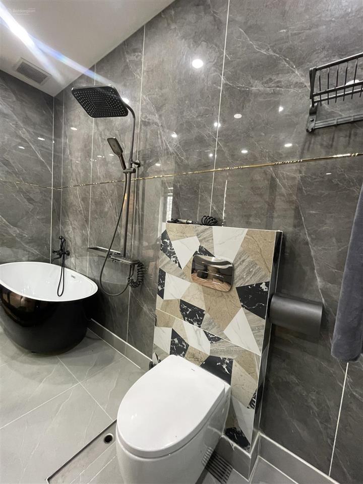 Bán biệt thự 8,5 tỷ, 96m2, 5pn, 6wc tại đường 1, bình hưng hòa b, bình tân, view đẹp