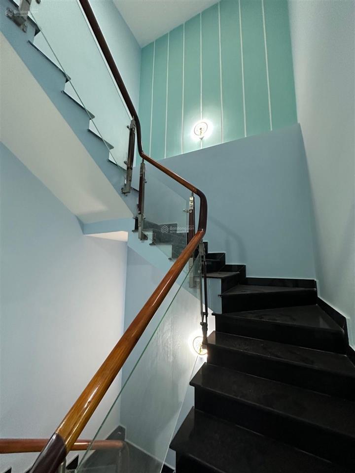 Bán nhà 4 tầng, hxh, 5,9 tỷ, 65m2 tại lê đình cẩn, tân tạo, bình tân, tp.hcm, đẹp, nhiều tiện ích