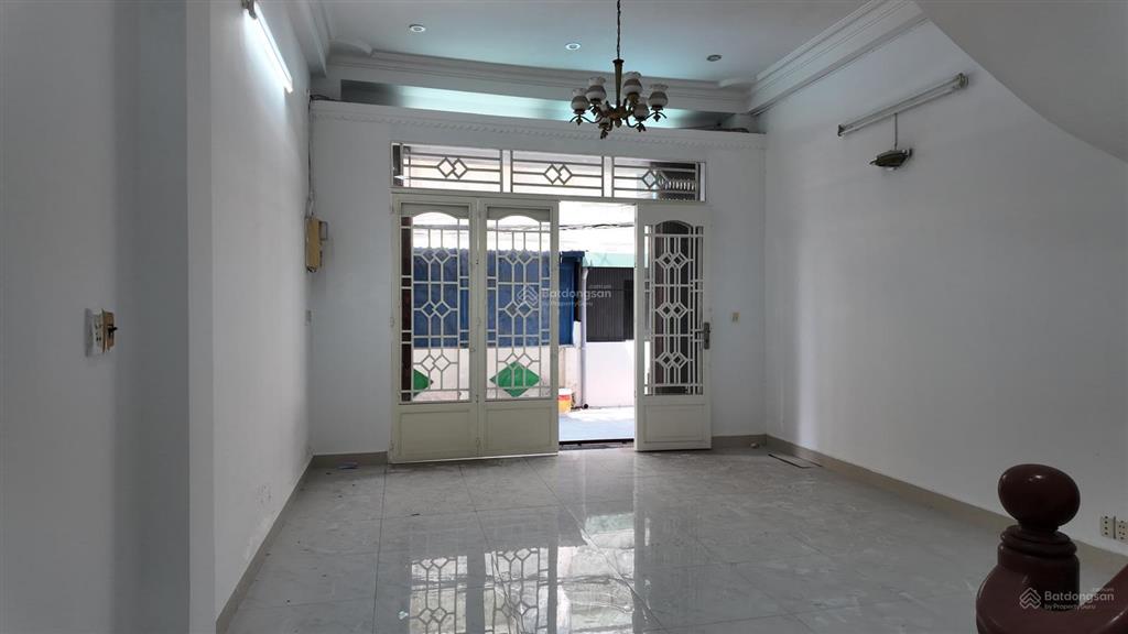 Bán gấp nhà mặt phố trần não, chỉ 12,5 tỷ, 150m2, 3pn, 2wc