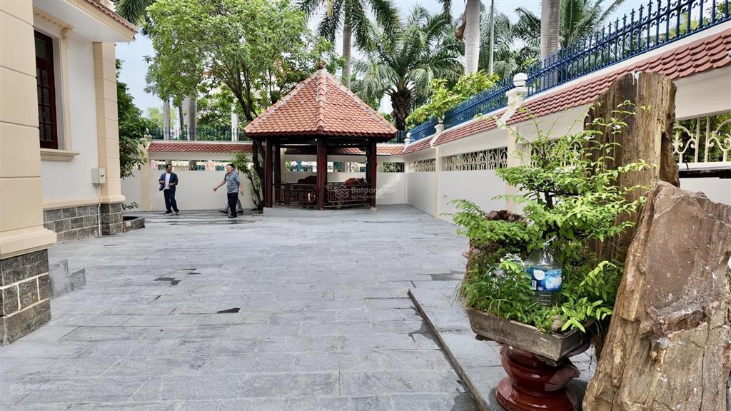 Cho thuê biệt thự thảo điền 500m2, 8pn, 120tr tại khu compound kim sơn villa  112 nguyễn văn hưởng