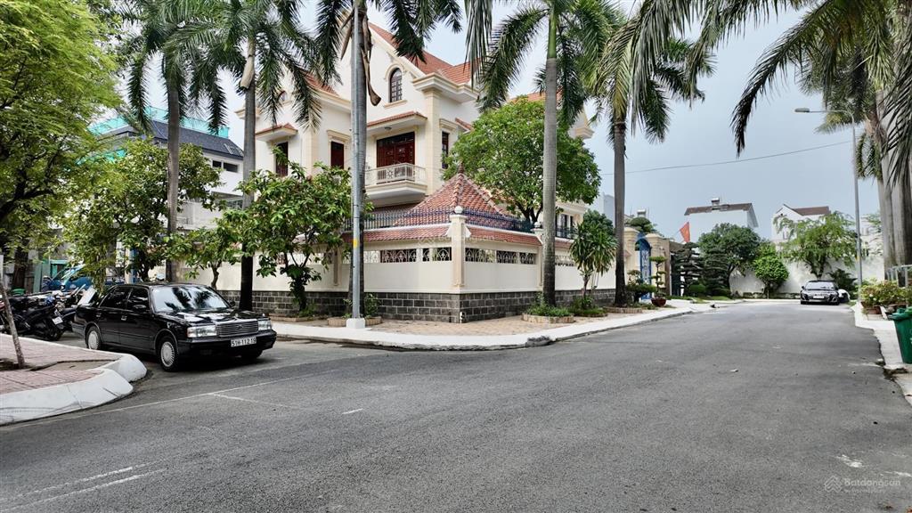 Cho thuê biệt thự thảo điền 500m2, 8pn, 120tr tại khu compound kim sơn villa  112 nguyễn văn hưởng