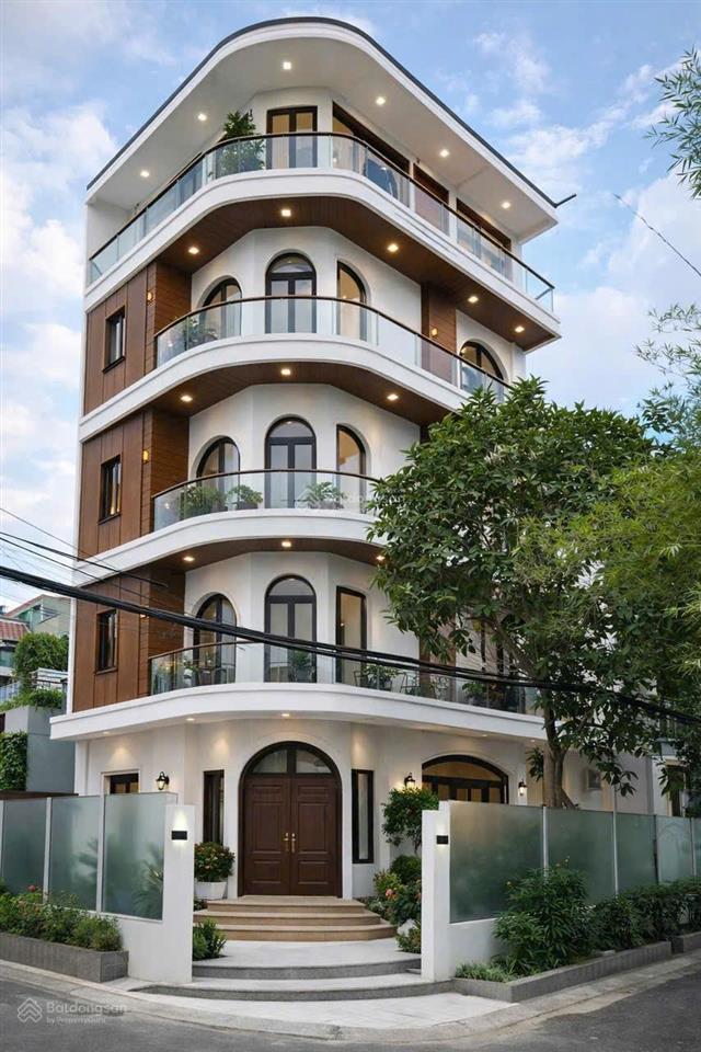 Bán nhà góc 2mt, 5 tầng, mới đẹp tại làng báo chí thảo điền quận 2