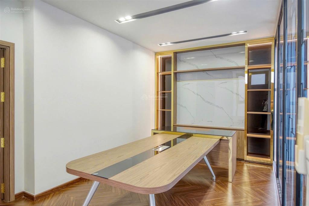 Bán penhouse thiết kế mới, đẹp tại khu trung tâm hành chính phường thạnh mỹ lợi quận 2