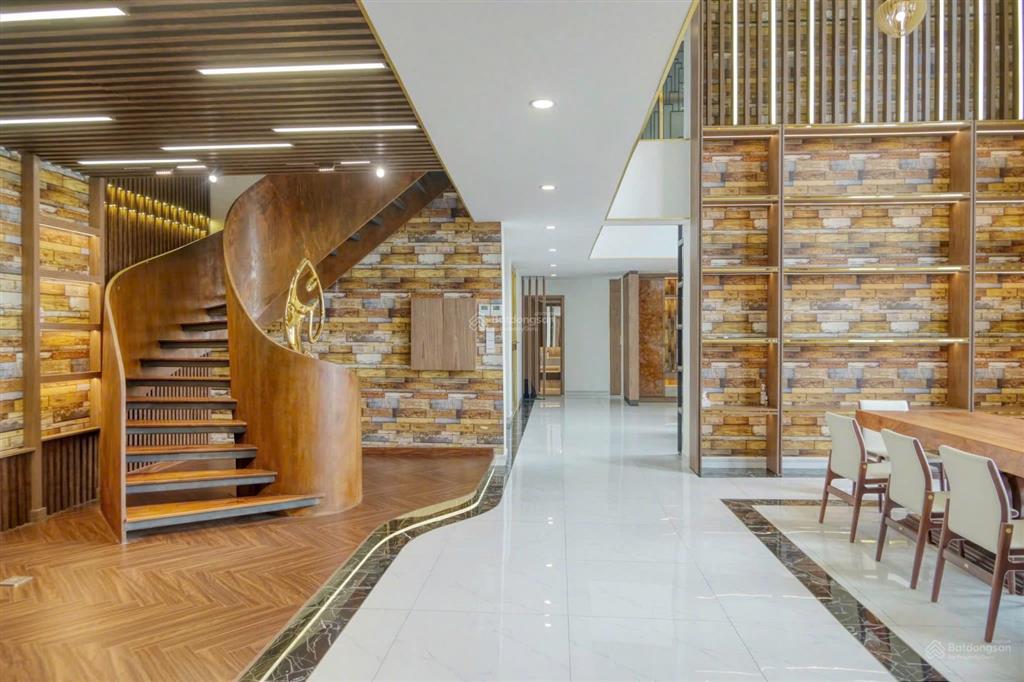 Bán penhouse thiết kế mới, đẹp tại khu trung tâm hành chính phường thạnh mỹ lợi quận 2