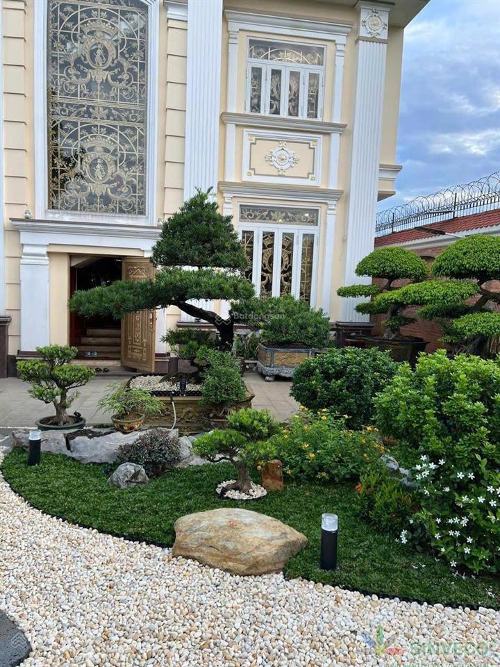 Bán biệt thự 652m2 có sân vườn, hồ cá coi với thiết kế siêu đẹp ngay khu trung tâm hành chính qận 2