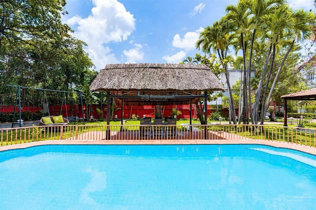 Cho thuê biệt thự 1.400m2 có hồ bơi, sân vườn rộng tại đường xuân thủy, thảo điền, q2