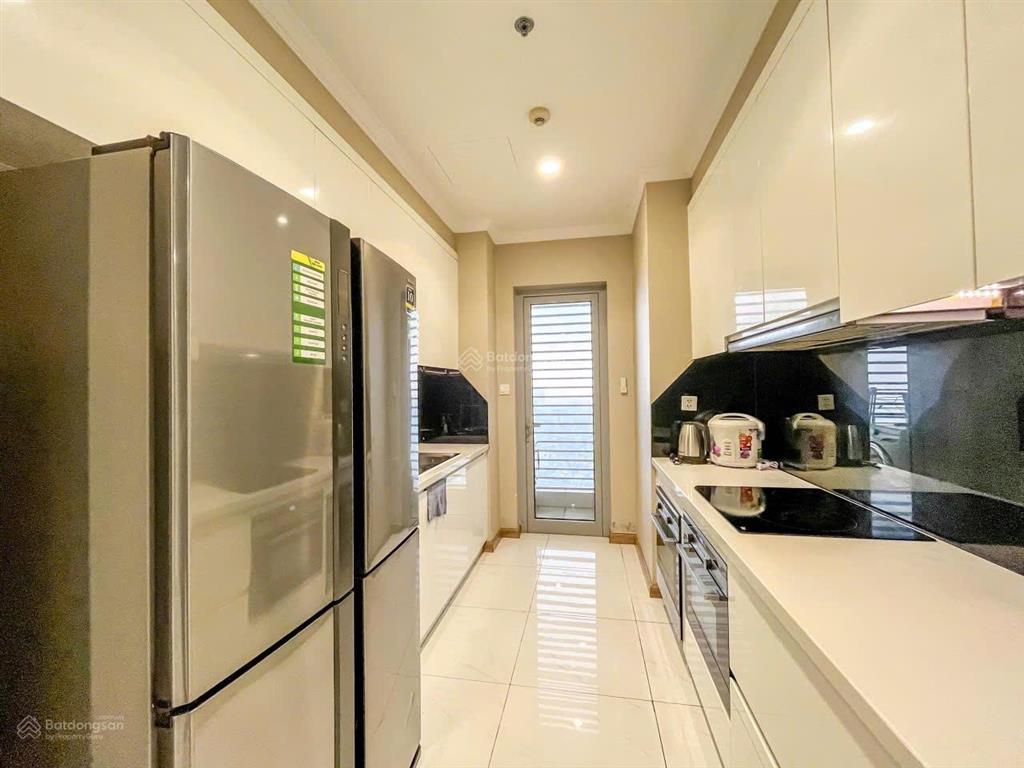 Cho thuê căn hộ view sông, 4pn, 3wc, 135m2 tại vinhomes central park, giá ưu đãi 70 triệu