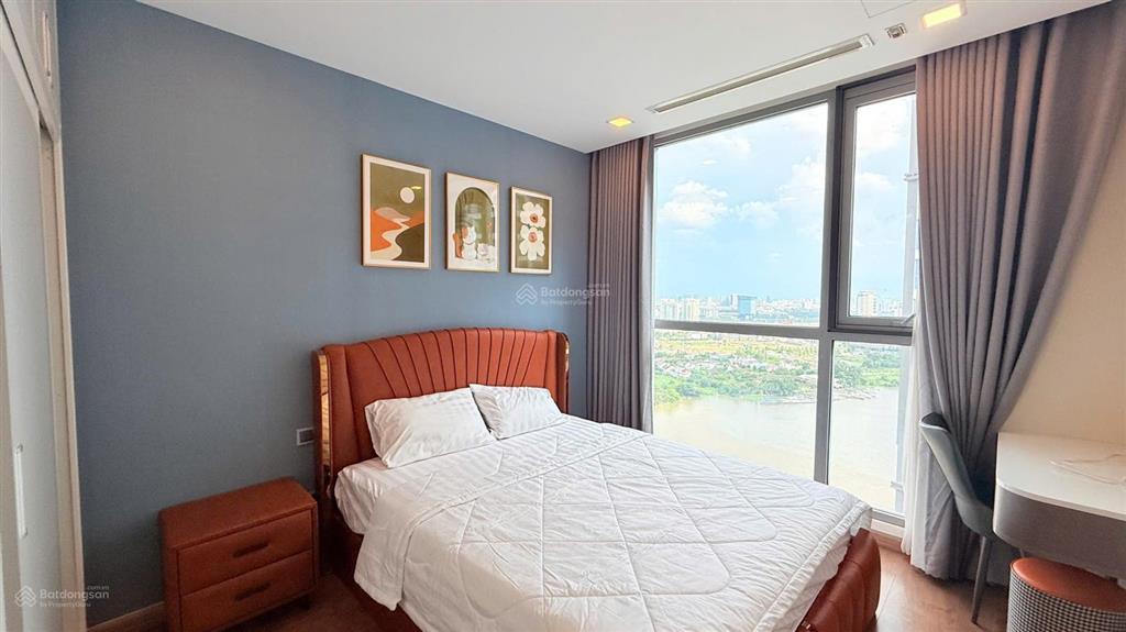 Cho thuê gấp căn hộ chung cư vinhomes central park quận bình thạnh  188m2, 4pn  80tr/th