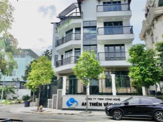 Bán biệt thự 4 tầng, góc 2mt, đối diện công viên tại đường 41, phường bình an, quận 2