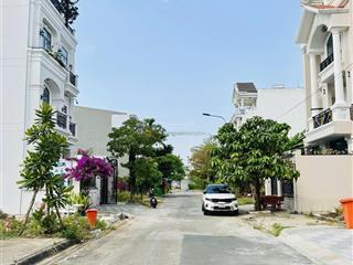 Bán lô đất giá rẻ tại khu dân cư phú nhuận, thạnh mỹ lợi quận 2  dt 7x18,5  chỉ 20 tỷ