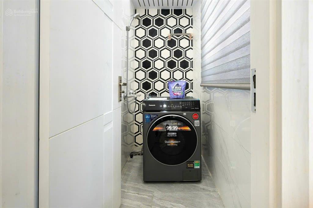 Bán nhà 4 tầng nhỏ xinh, vị trí siêu đẹp tại đường nguyễn thị minh khai, quận 1  chỉ 13 tỷ