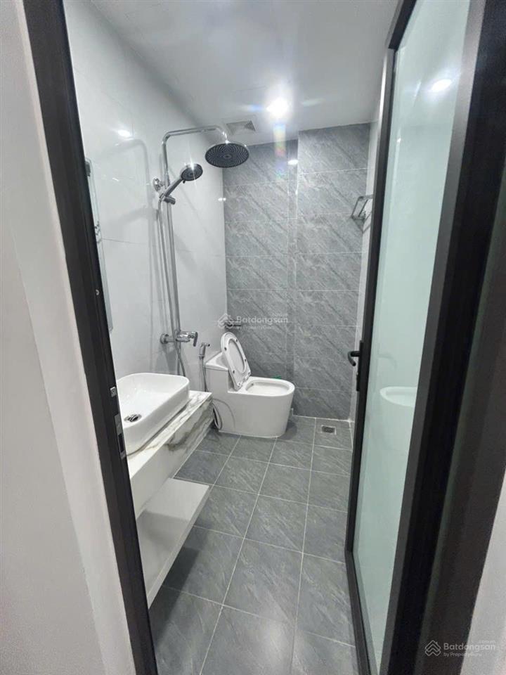 Hàng kín  quan nhân thanh xuân  hn  mặt ngõ  5tầng  xây mới thiết kế  5 tầng xây mới d