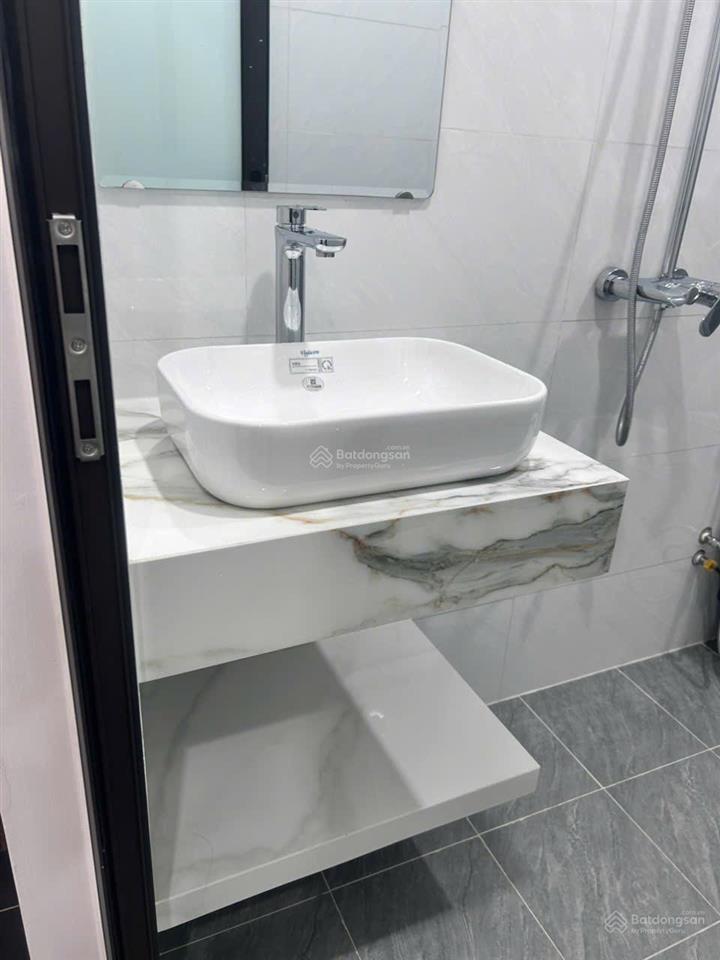 Hàng kín  quan nhân thanh xuân  hn  mặt ngõ  5tầng  xây mới thiết kế  5 tầng xây mới d