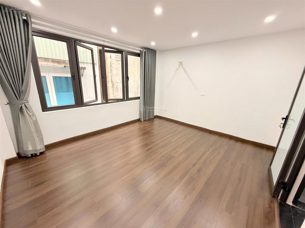 Bán nhà riêng 24m2, 7,97tỷ tại thịnh quang, đống đa, hà nội nhà 3 mặt thoáng