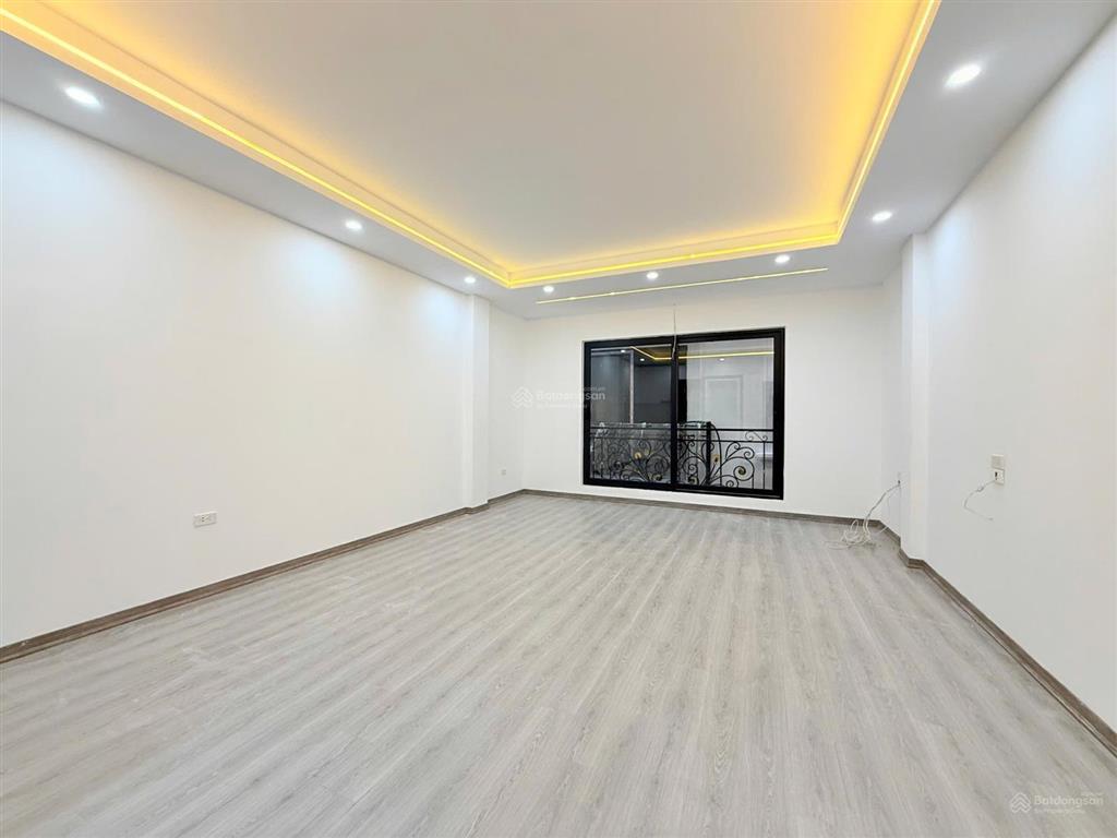 Bán nhà riêng đẹp tại hoa lư, 15 tỷ, 38 m2, 4pn, 4wc, nhiều tiện ích