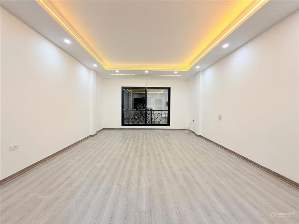 Bán nhà riêng đẹp tại hoa lư, 15 tỷ, 38 m2, 4pn, 4wc, nhiều tiện ích