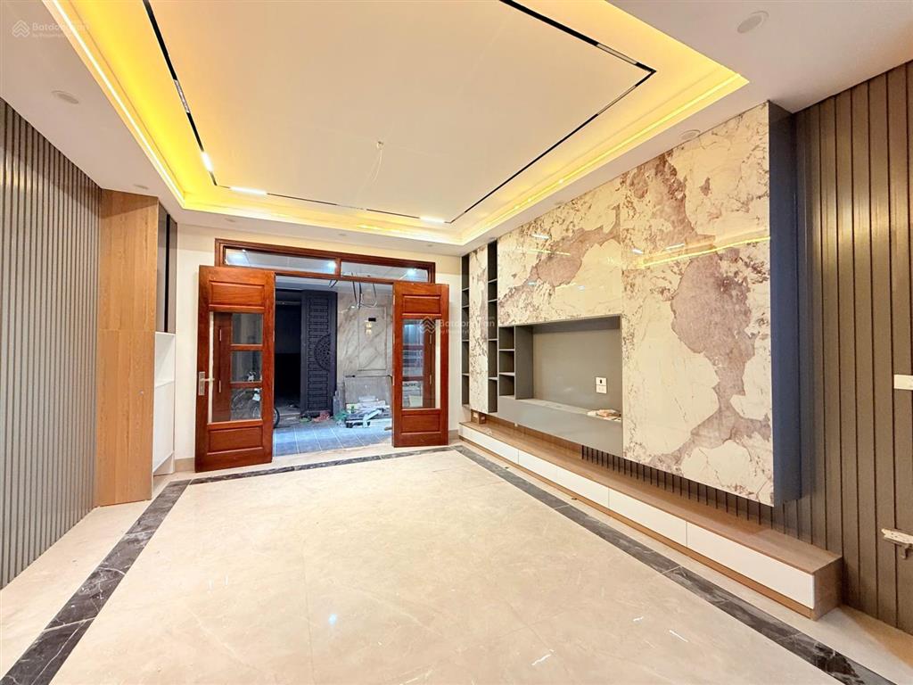 Bán nhà riêng đẹp tại hoa lư, 15 tỷ, 38 m2, 4pn, 4wc, nhiều tiện ích