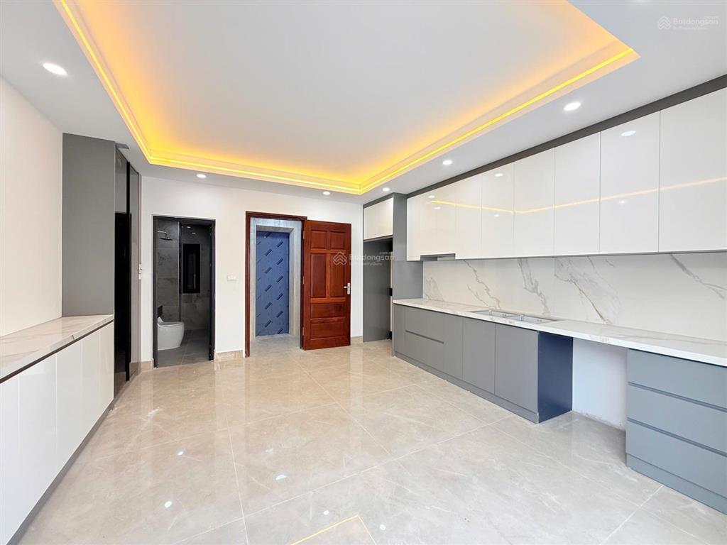 Bán nhà riêng đẹp tại hoa lư, 15 tỷ, 38 m2, 4pn, 4wc, nhiều tiện ích