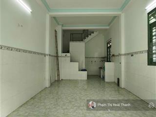 (7tr) cho thuê 2 tầng hẻm đình phong phú gần chợ, 1pn lớn, 2wc