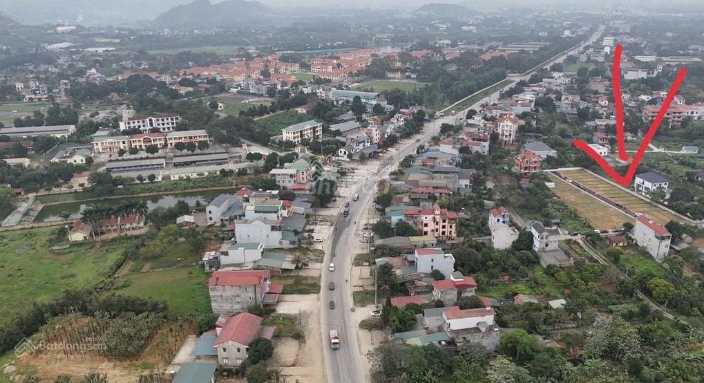 Chính chủ bán đất lô góc 2 mặt thoáng chu minh, trung tâm phường quảng oai, hà nội