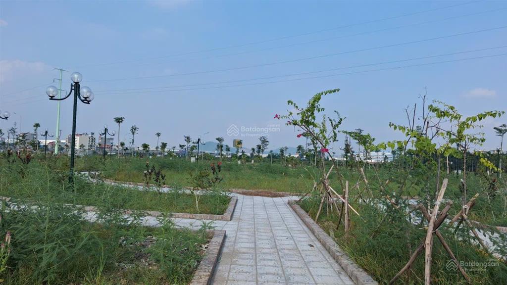 Chính chủ cần bán đất phân lô khu đô thị ninh khánh  quang châu  bắc giang