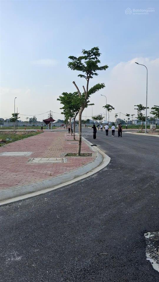 Chính chủ cần bán đất phân lô khu đô thị ninh khánh  quang châu  bắc giang