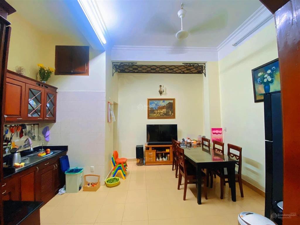 Bán nhà riêng 4pn, 3wc, giá tốt tại phố chùa vua, p bùi thị xuân, q. hai bà trưng, 47m2