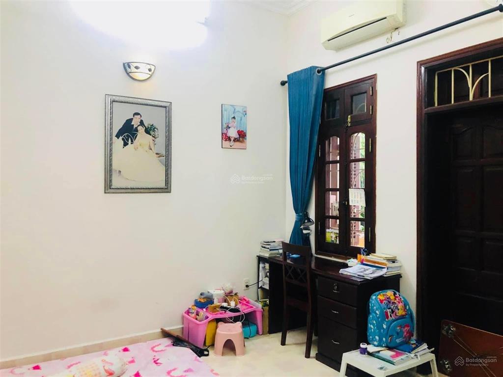 Bán nhà riêng 4pn, 3wc, giá tốt tại phố chùa vua, p bùi thị xuân, q. hai bà trưng, 47m2