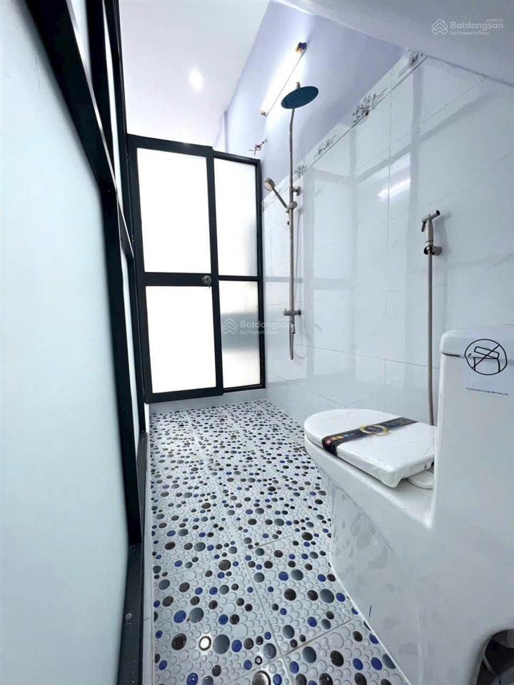 Mặt tiền lạc long quân q.11 kinh doanh sầm uất