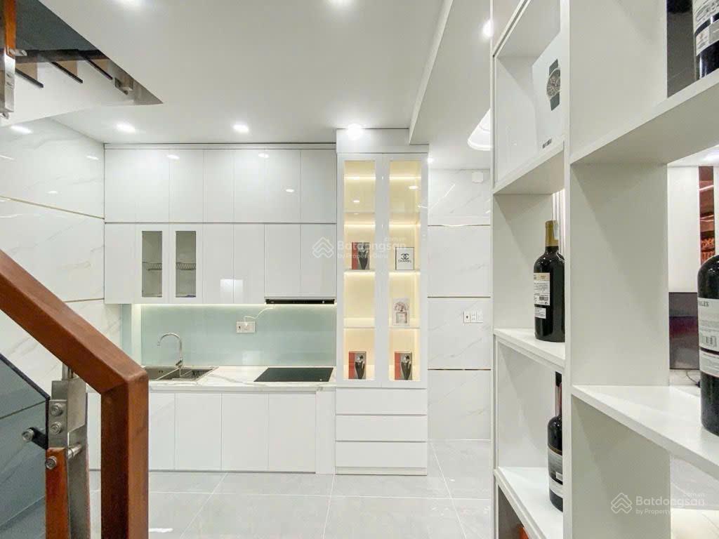 Lô góc 3 mặt thoáng hxh khu vip bình thới