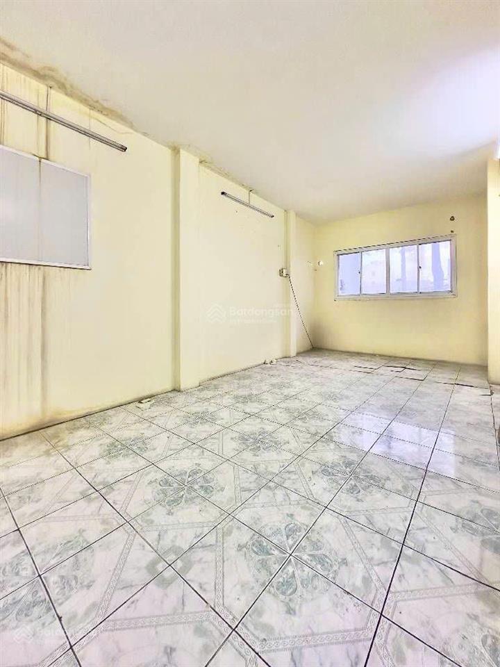 Mặt tiền kinh doanh hồng bàng lô góc dòng tiền 22tr/tháng