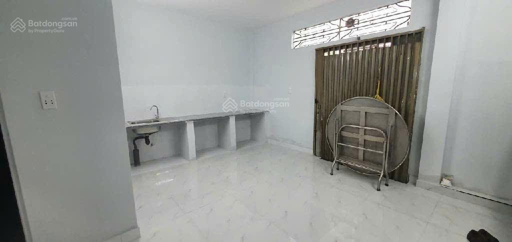 Mặt tiền kinh doanh lô góc dòng tiền 12tr