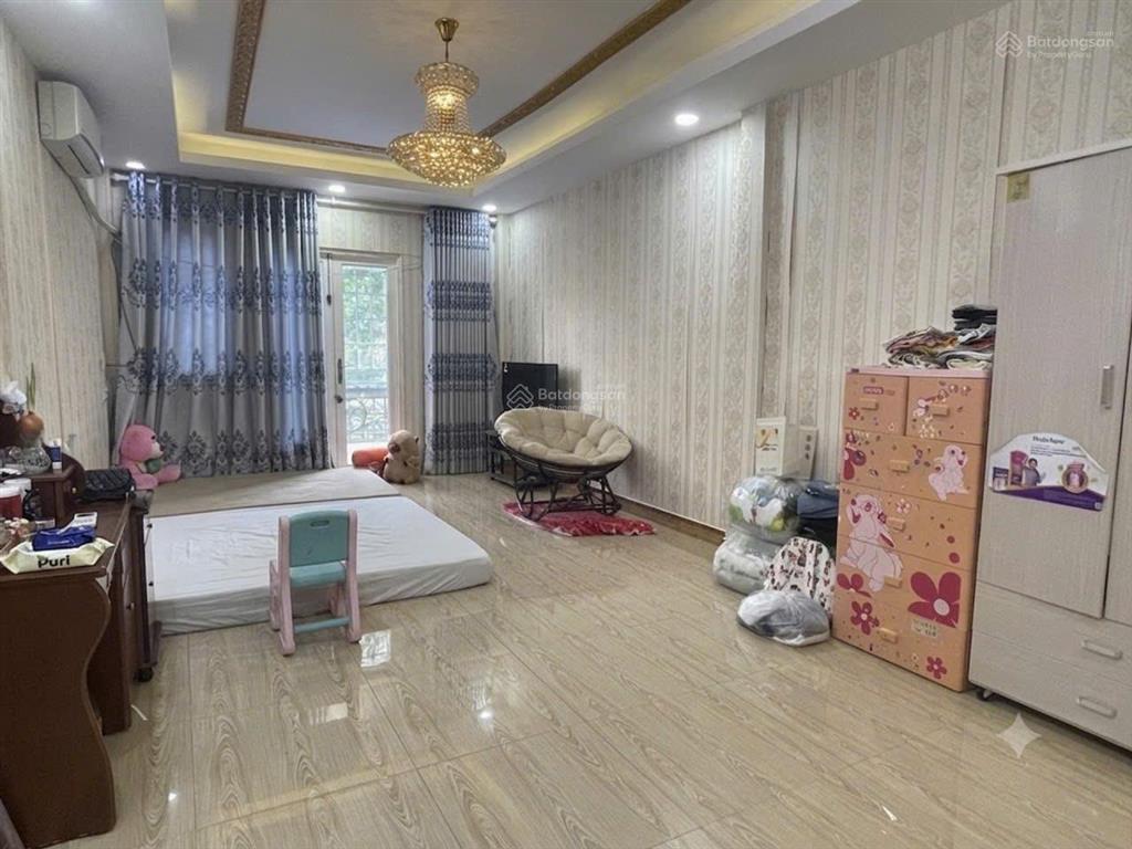 Trung tâm bình phú q.6 hxh 2 mặt hẻm chỉ 8.3 tỷ