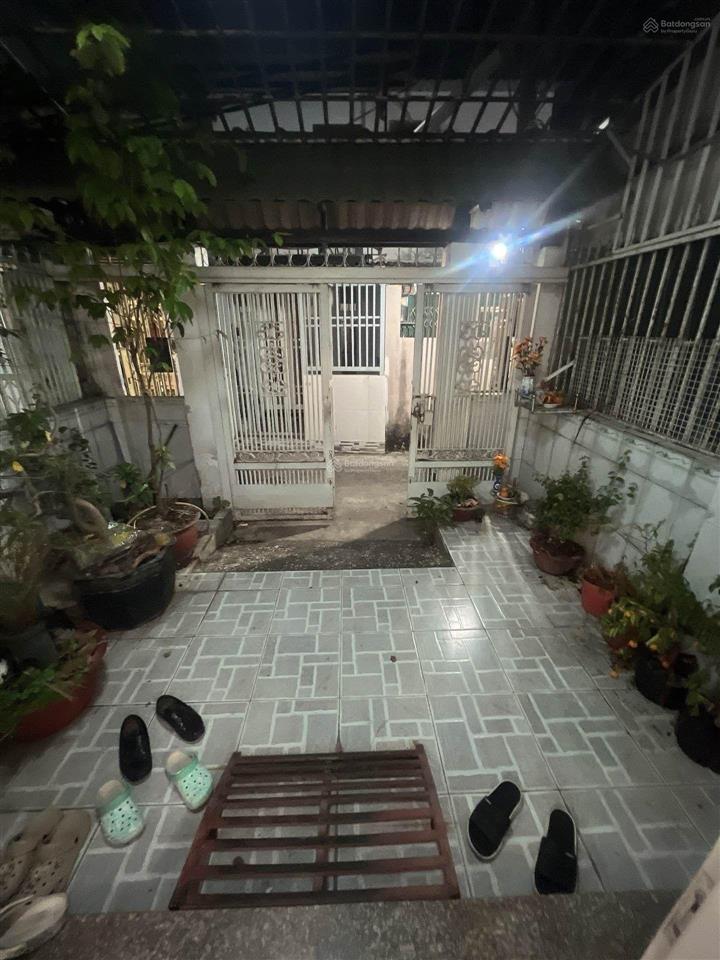 Quận 7  hiếm  nguyễn thị thập 1 căn duy nhất 76m2 chỉ hơn 4 tỷ  hẻm 1 sẹc 3 phòng ngủ