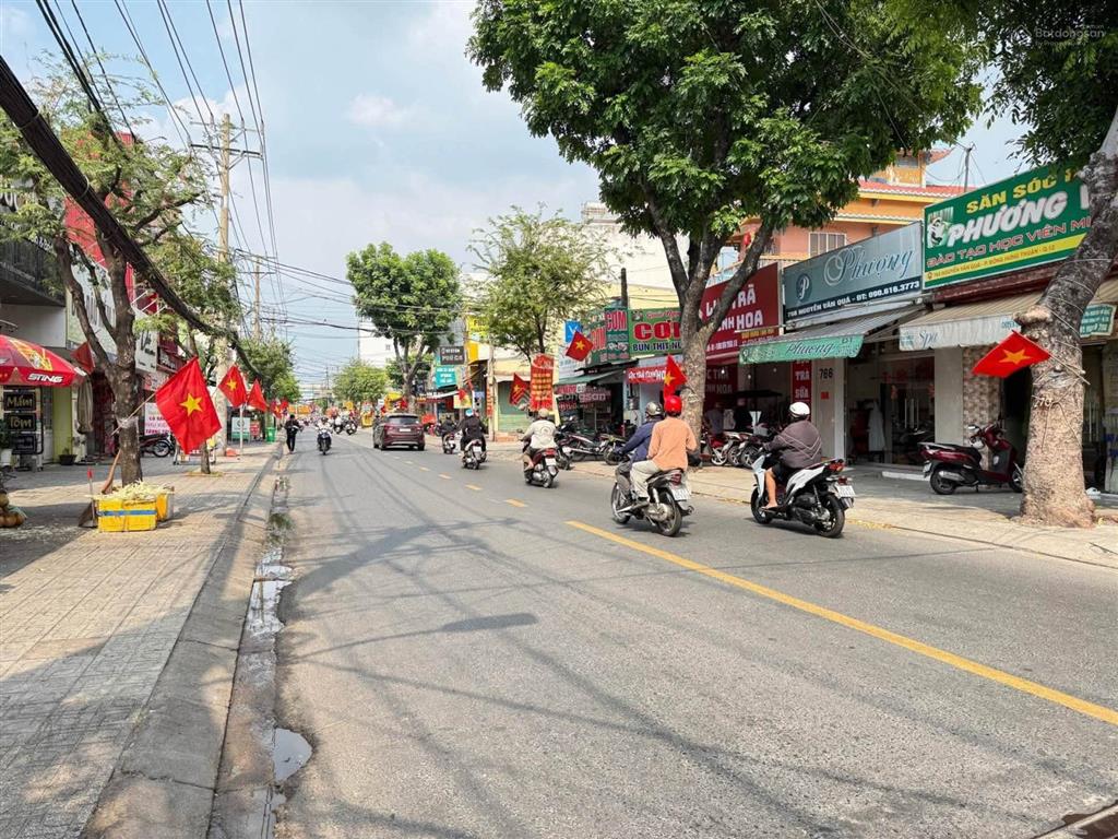 Siêu phẩm 2 mặt tiền đông hưng thuận giá chỉ 6,4 tỷ