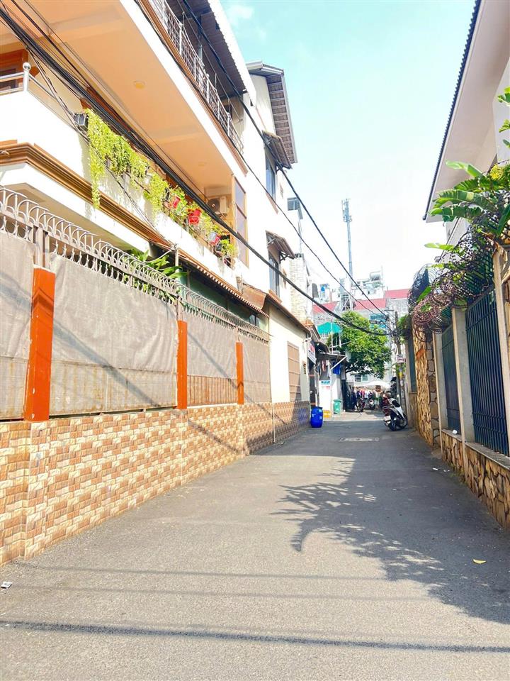 Hiếm  bán nhà 5 tầng hẻm ô tô đường 9 p.linh trung thủ đức, 104m2 (5mx21m) vuông vức, hoàn công