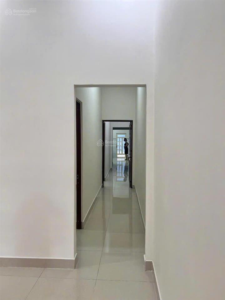 Hiếm  bán nhà gần lê văn việt 124.3m² giá 69tr/m², đối diện chợ hiệp phú, đường thông, giá 8.6 tỷ