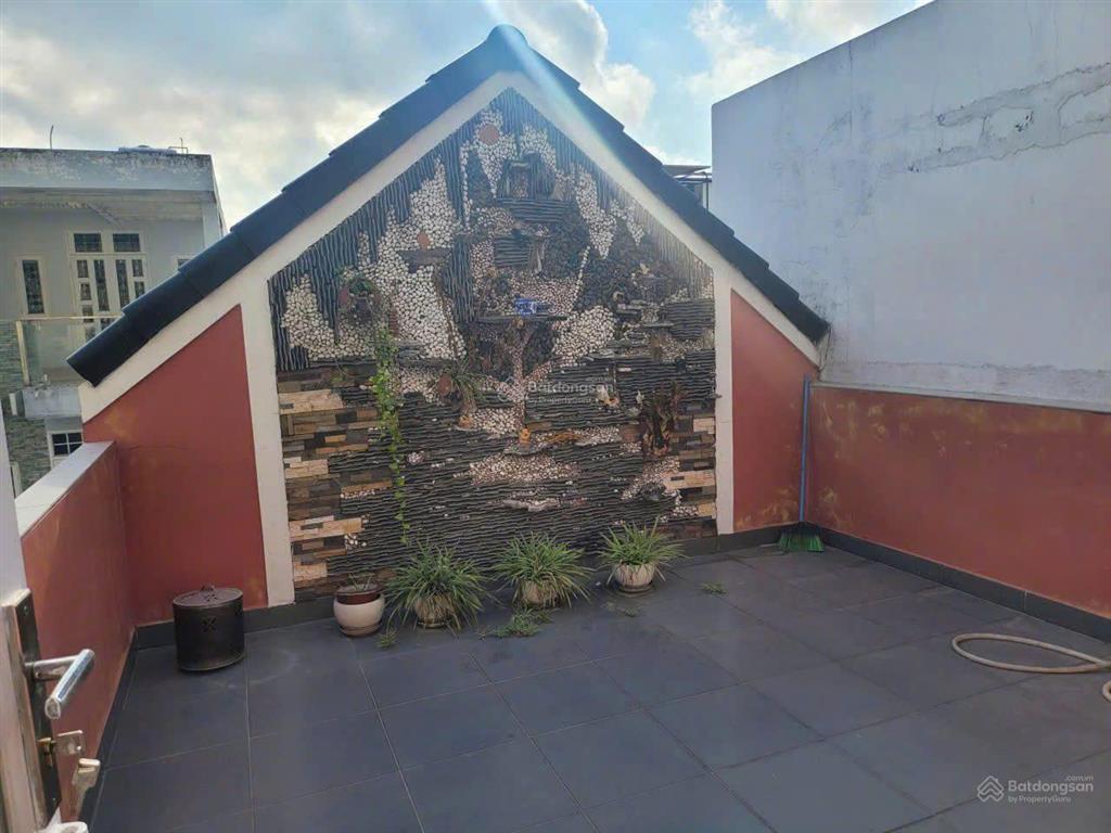 Nhà đẹp 4 tầng ô tô ngủ trong nhà, p.linh trung thủ đức, hoàn công chuẩn chỉ 4pn, 3wc, giá 7,5 tỷ