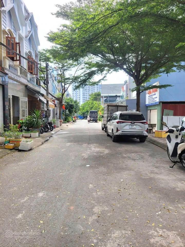 Bán nhà 1t1l kdc phú hồng thịnh 3, sau chợ thành nam, đường 10m vỉa hè cây xanh, 72m2 (4mx18m)