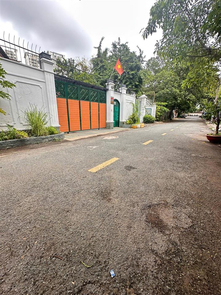 Hiếm  bán nhà 1t2l hoàn công p.bình thọ, đường ô tô né nhau gần metro, gần võ văn ngân, dt 56m2