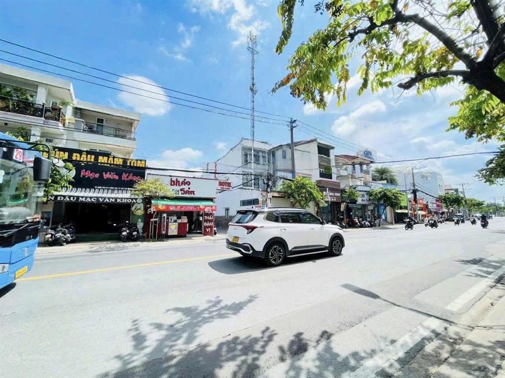 Bán nhà c4 mặt tiền đặng văn bi 105,9m2(5,4mx19,61m) phù hợp xây tòa nhà đại diện, khu vip bình thọ
